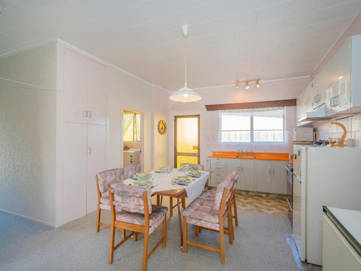 Cosy At Cooks - Cooks Beach Downstairs Unit Esterno foto