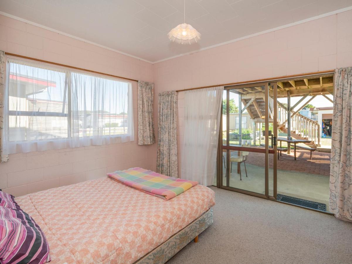 Cosy At Cooks - Cooks Beach Downstairs Unit Esterno foto